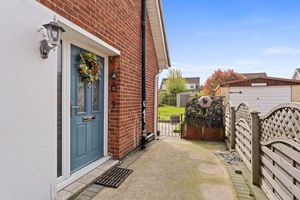 Photo 24- click for photo gallery